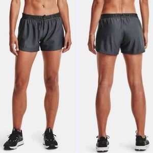 𝅺Under Armour Women's HeatGear Play Up Shorts | Size M